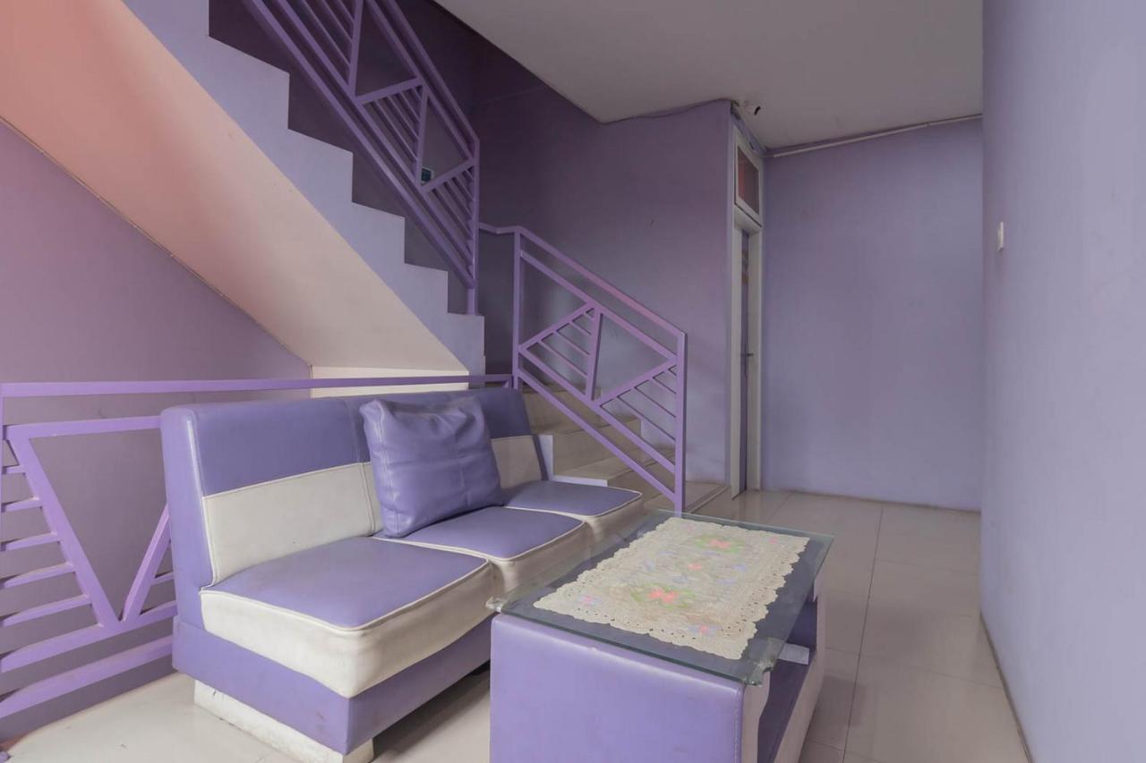 Reddoorz @ Gatot Subroto Street Bandung 3 Hotell Eksteriør bilde