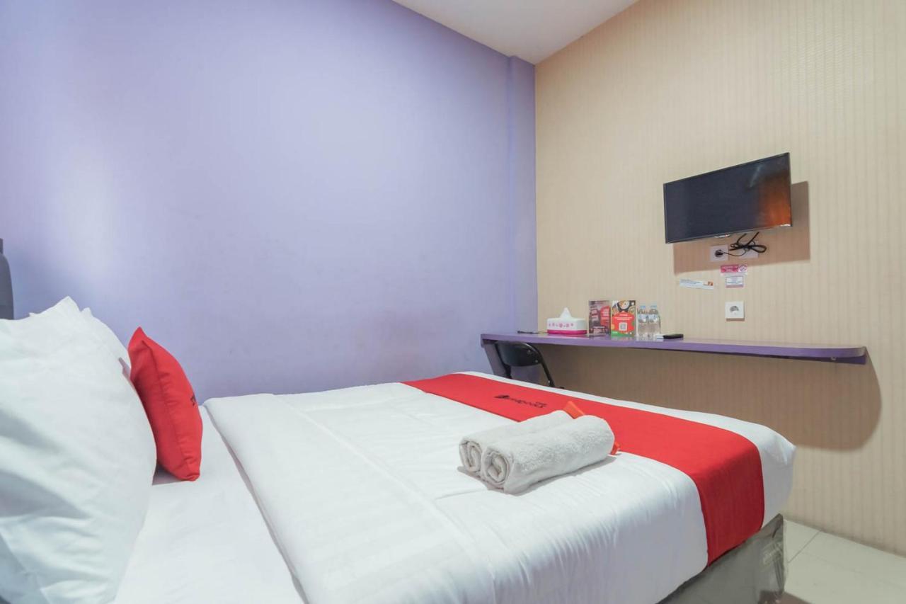 Reddoorz @ Gatot Subroto Street Bandung 3 Hotell Eksteriør bilde