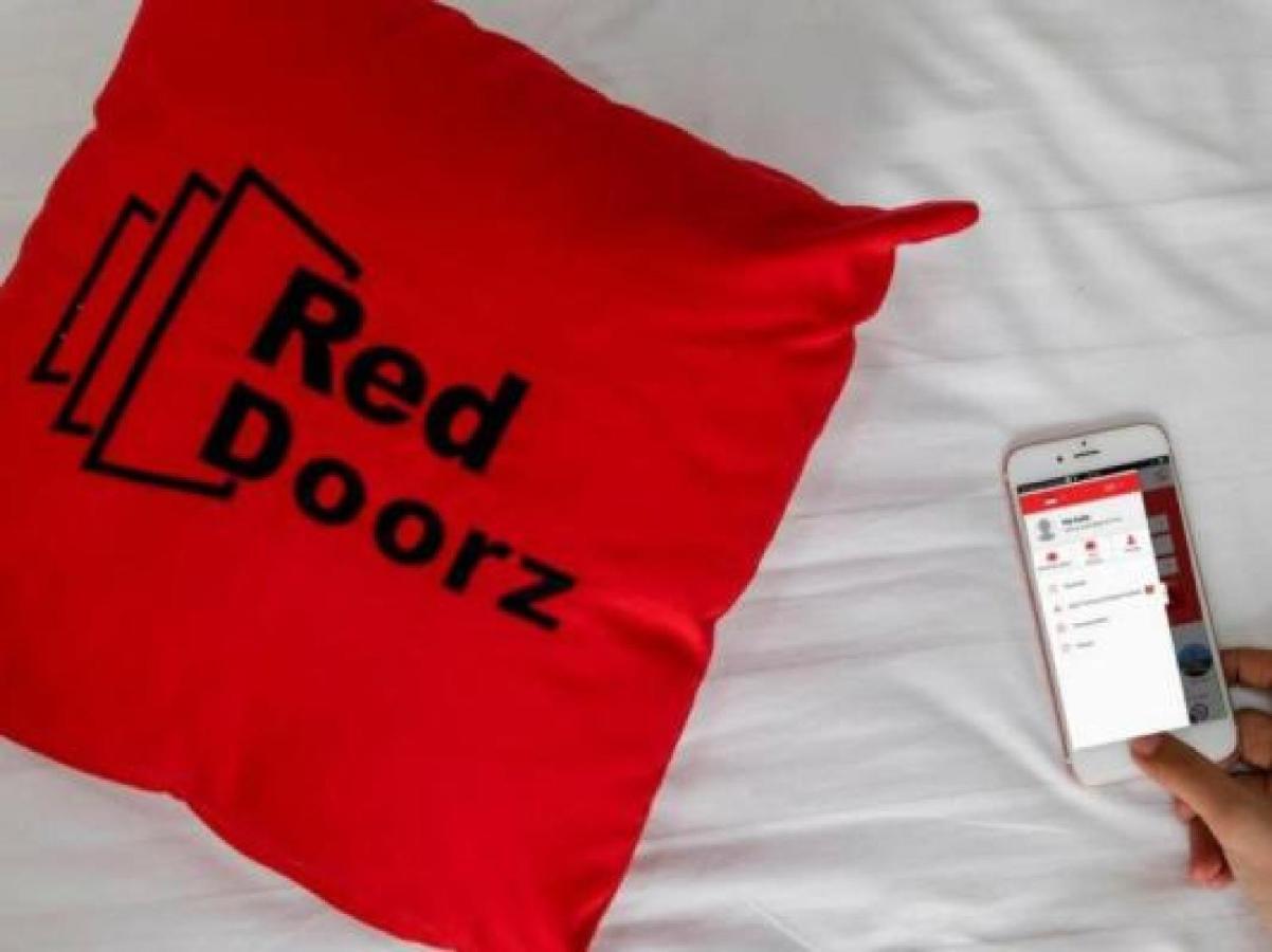 Reddoorz @ Gatot Subroto Street Bandung 3 Hotell Eksteriør bilde